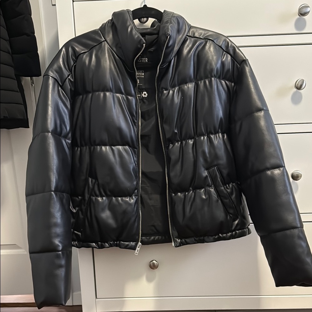 Hollister Shiny Black Puffer Jacket